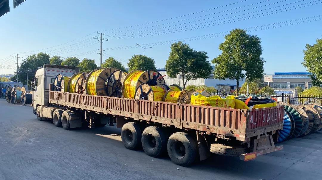 服務不停 發(fā)貨不止 服務客戶我們一直在路上！